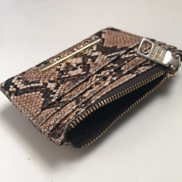 Steve madden VEGAN snake skin wallet with zipper pockets I.D. Slot 7 card slots - Picture 2 of 4